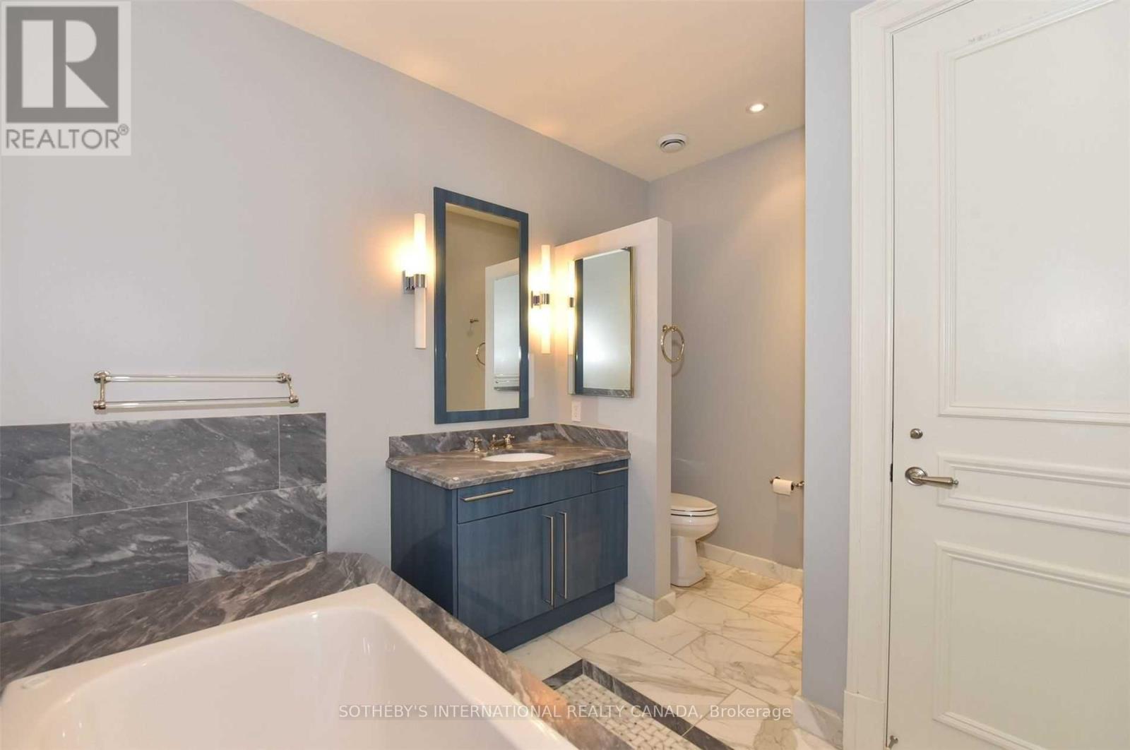 1 St. Thomas Street — photo 12