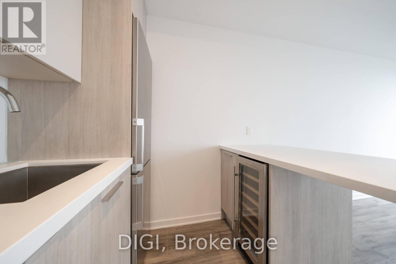 25 Selby Street — photo 11
