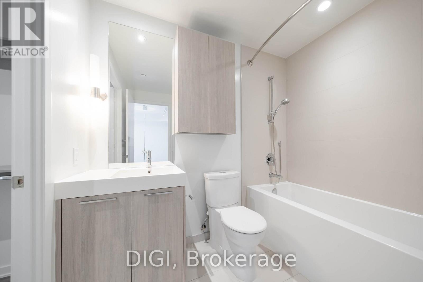 25 Selby Street — photo 12