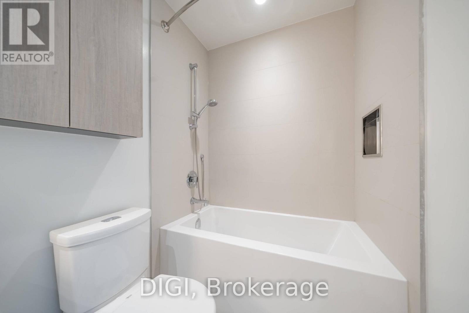 25 Selby Street — photo 13