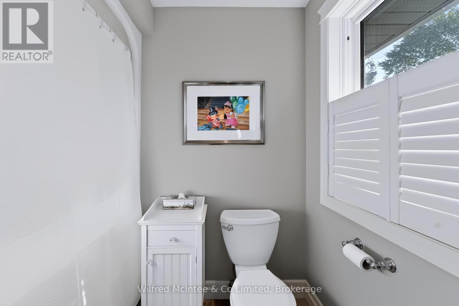 313 WESTWOOD DRIVE - 34