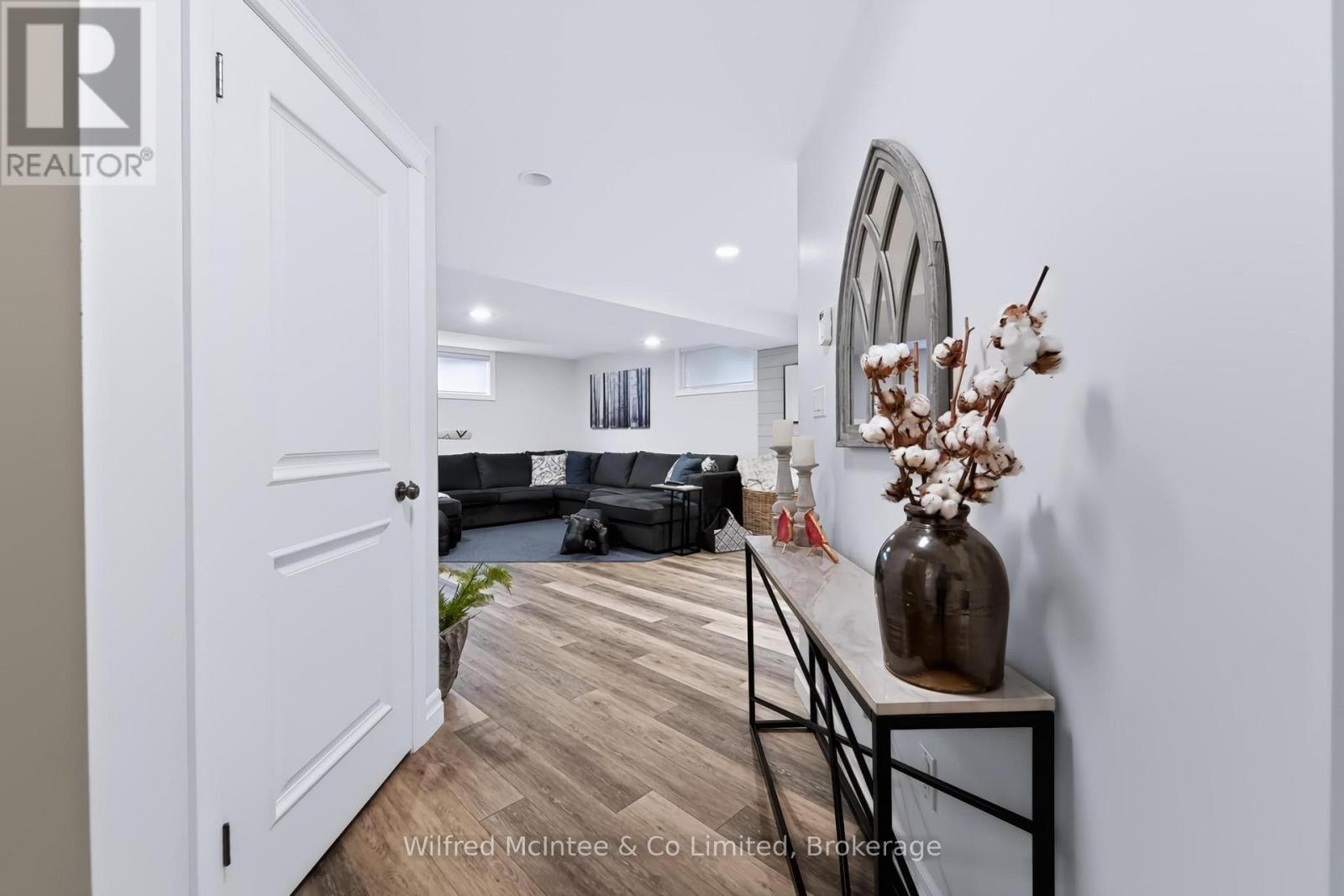 313 Westwood Drive — photo 44