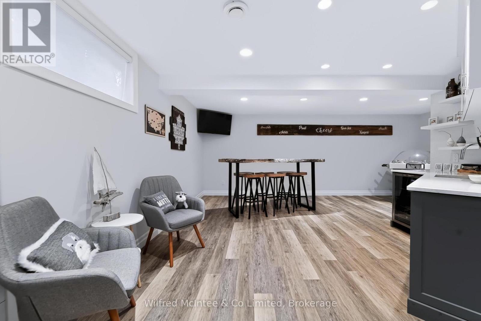 313 Westwood Drive — photo 45