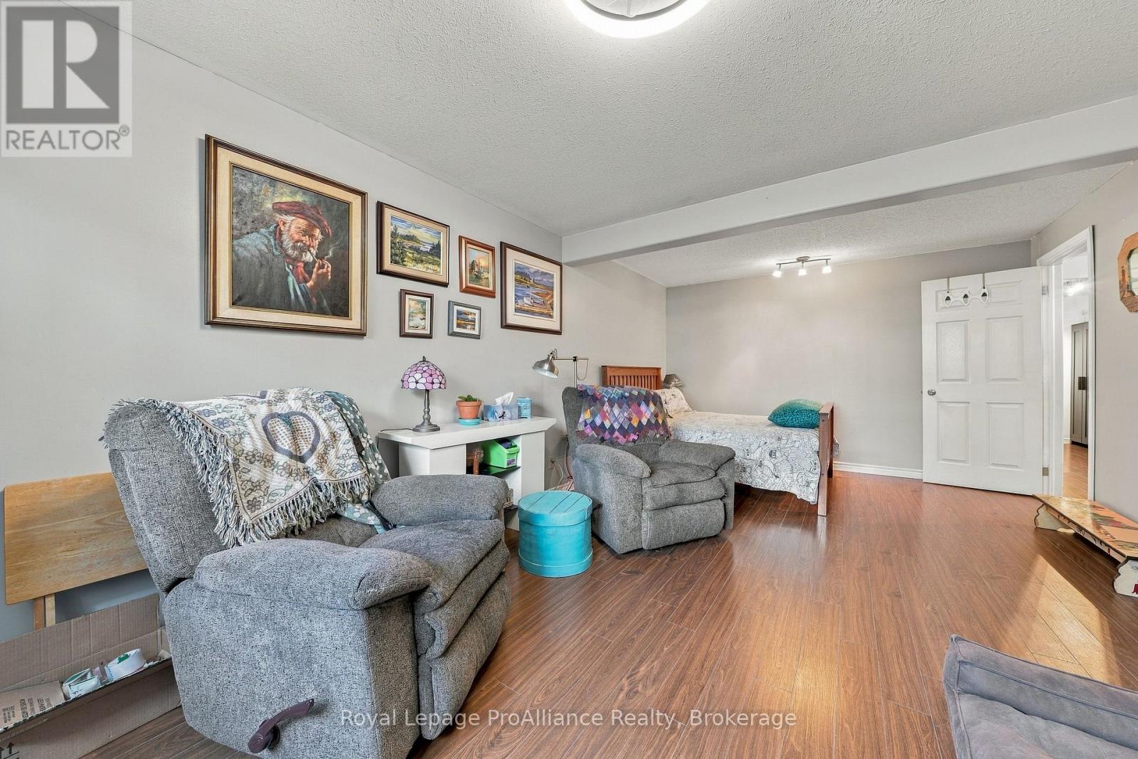 37 Reid Street, Quinte West, ON photo 28