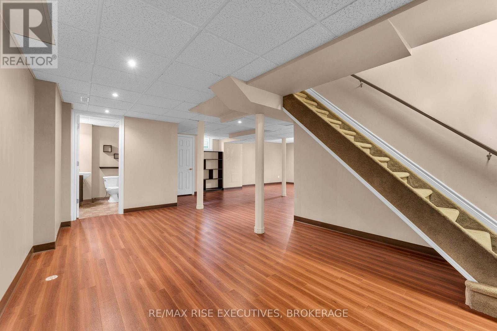 370 COOKE CRESCENT - Image 38