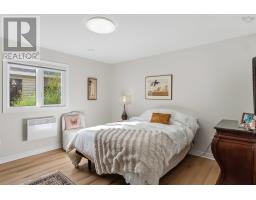 37 Bigelow Street, Wolfville, NS B4P0A1 Photo 22