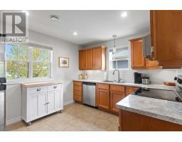 37 Bigelow Street, Wolfville, NS B4P0A1 Photo 9