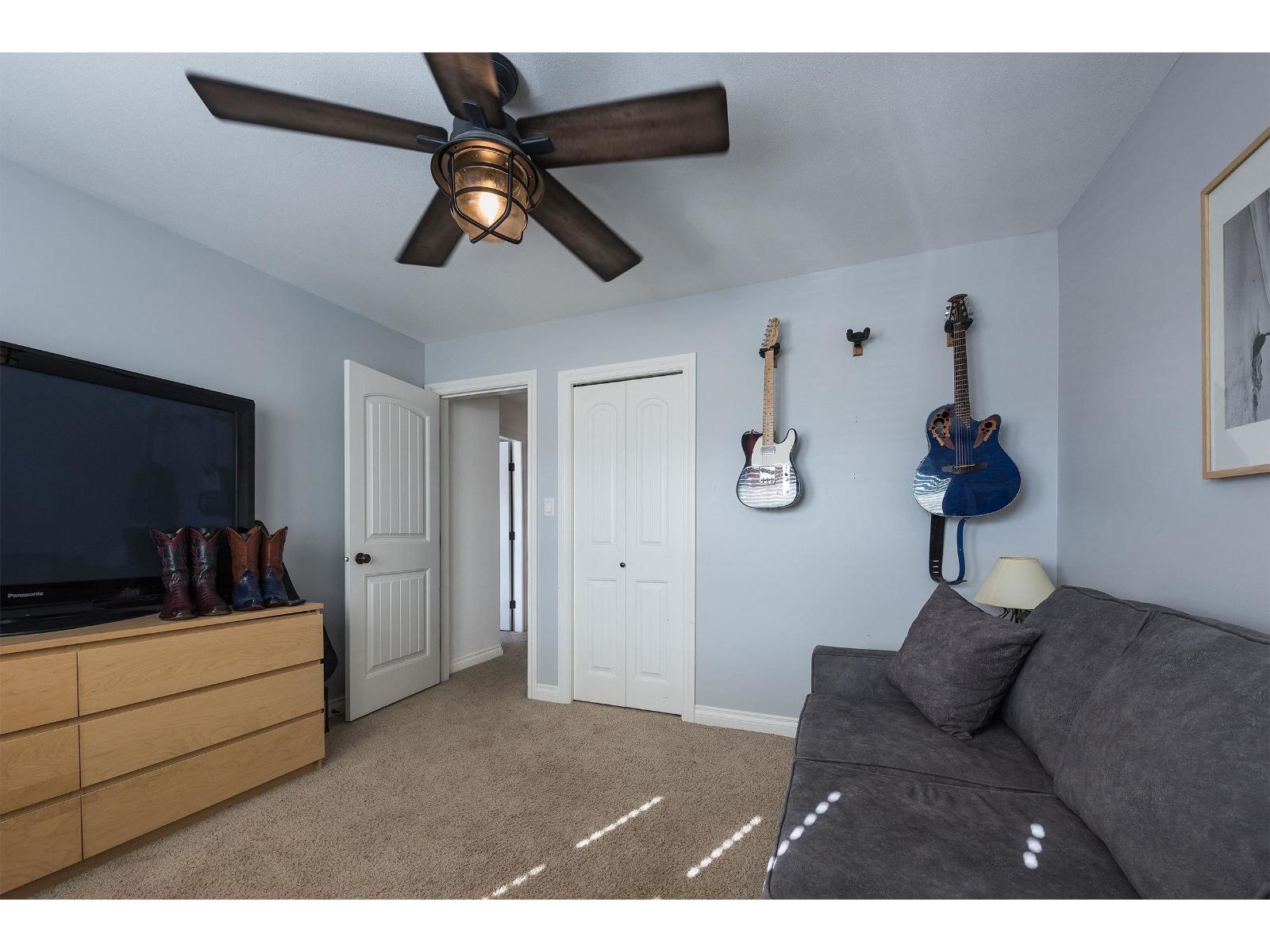 Photo of 38 6577 SOUTHDOWNE PLACE, Sardis South 18