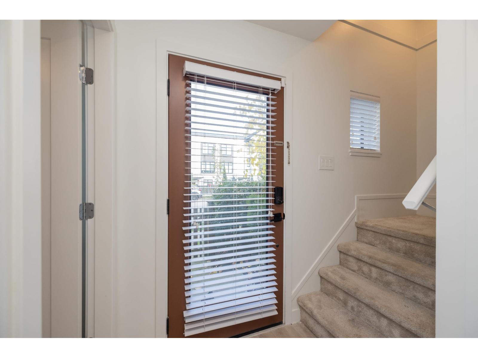105 20150 81 AVENUE, Langley - Image 1