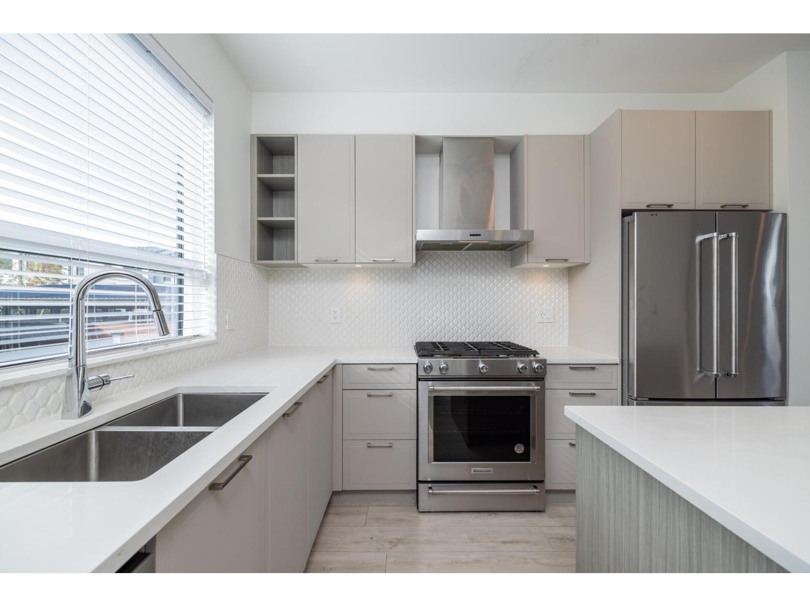 105 20150 81 AVENUE, Langley - Image 1