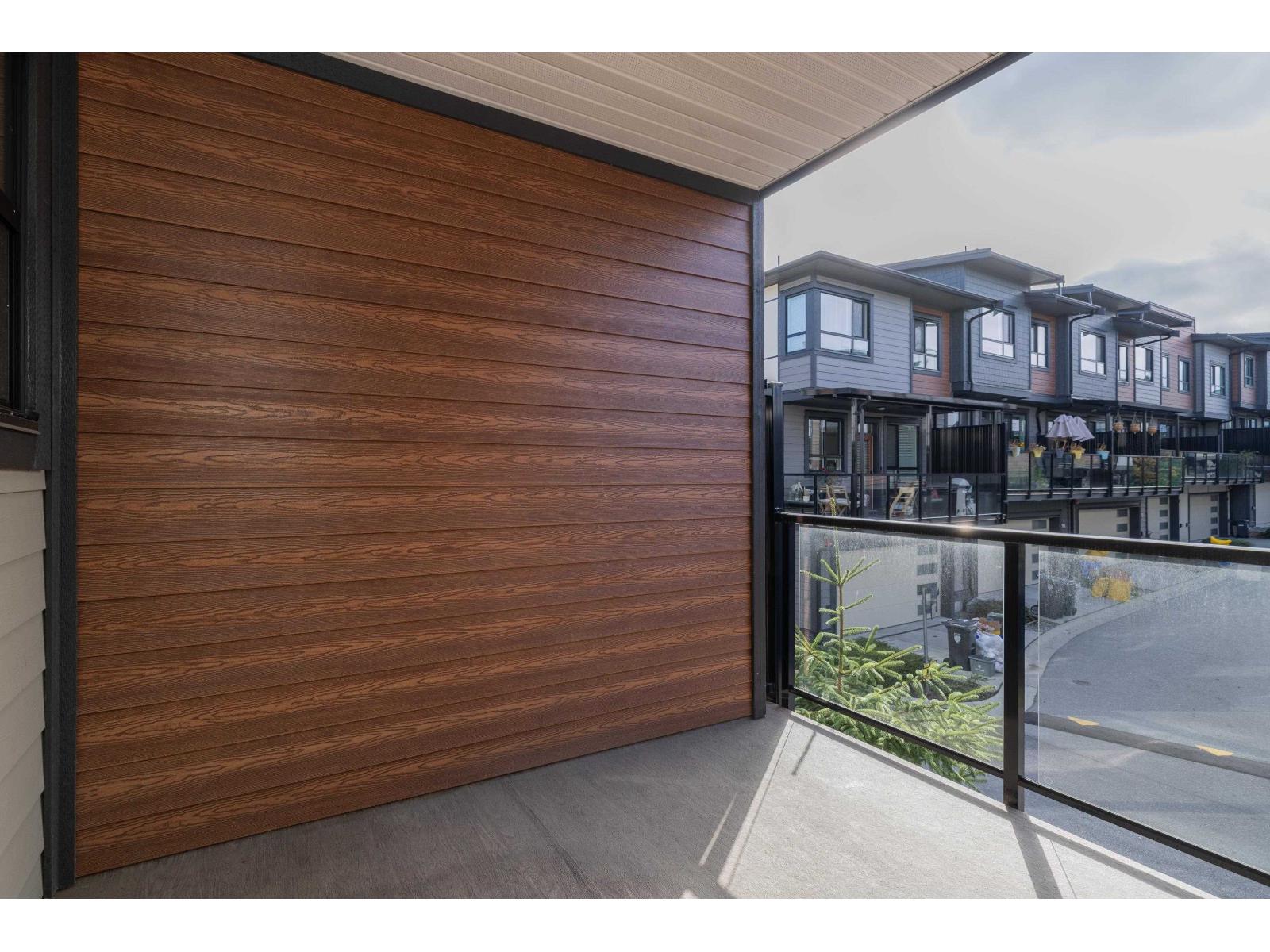 105 20150 81 AVENUE, Langley - Image 1