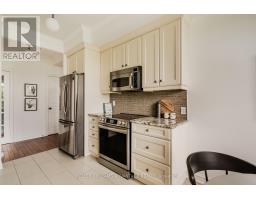 321 - 9 Boardwalk Drive, Toronto, ON M4L6T1 Photo 10