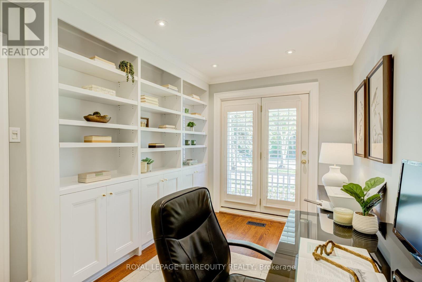 258 Guildwood Parkway, Toronto, ON photo 24