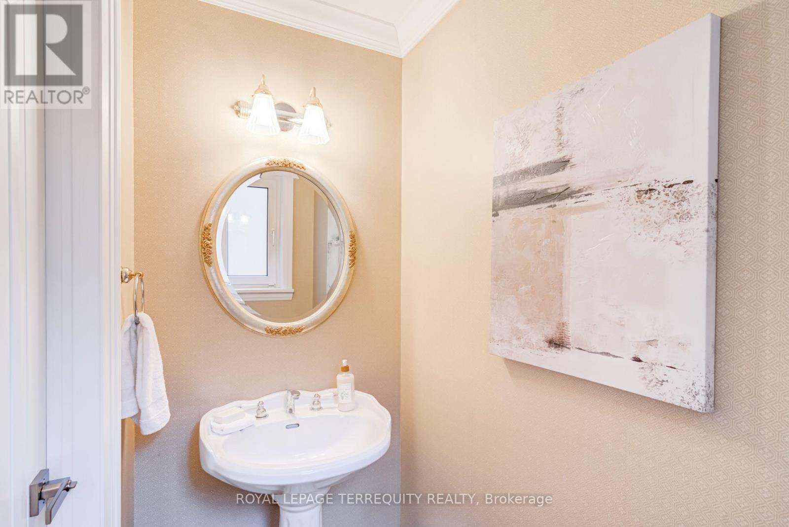 258 Guildwood Parkway, Toronto, ON photo 26