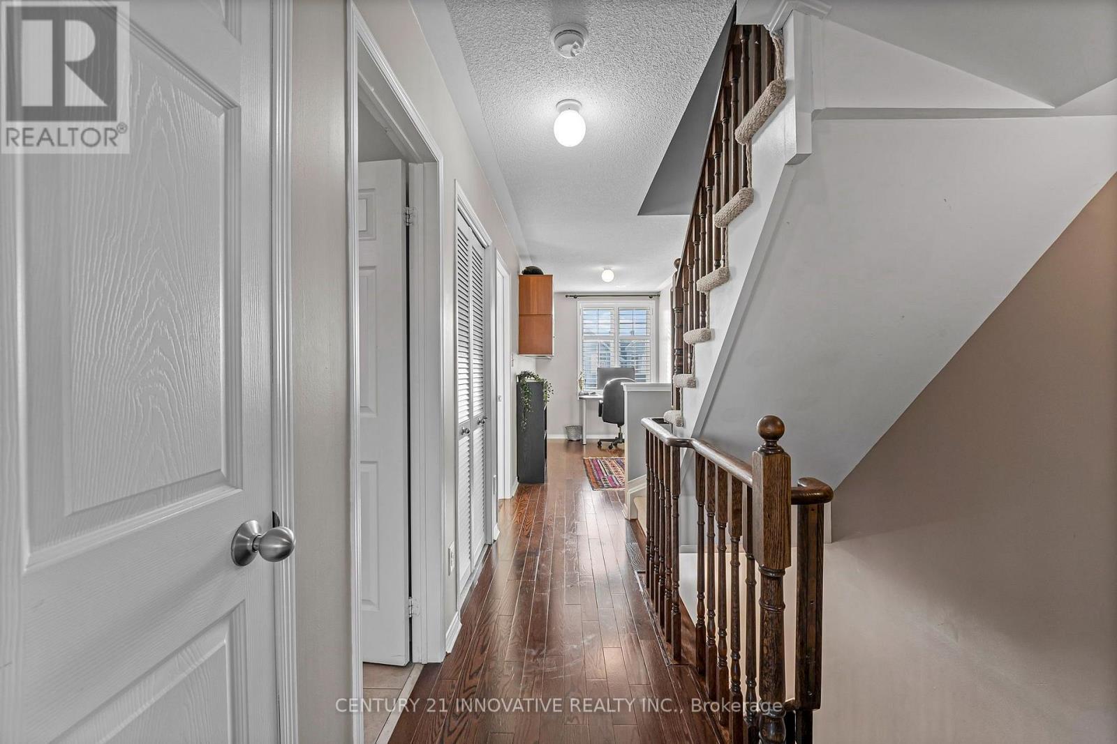 99 JOHN BELL CRESCENT - 13