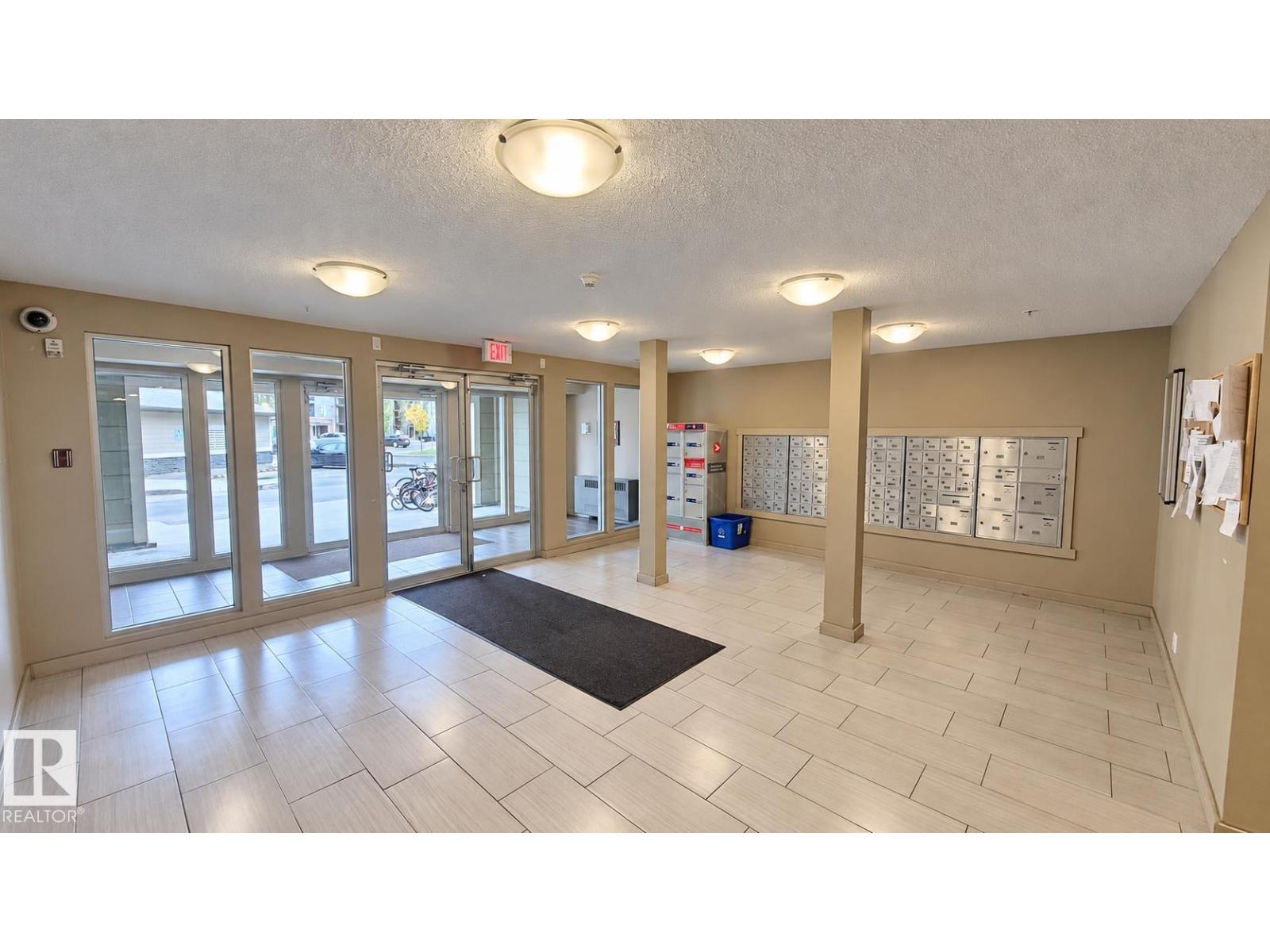 #119 – 111 Watt CM SW, Walker — photo 4 of 26: Property photo