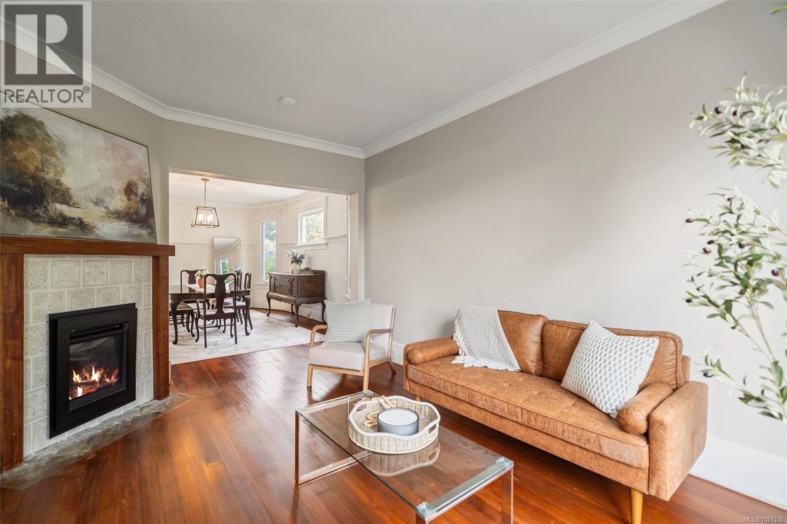  1200 Hampshire Road, Oak Bay