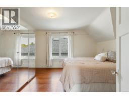 1200 Hampshire Rd, Oak Bay, BC V8S4T2 Photo 20