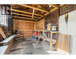 1200 Hampshire Rd, Oak Bay, BC V8S4T2 Photo 35