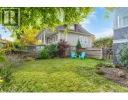 1200 Hampshire Rd, Oak Bay, BC V8S4T2 Photo 39