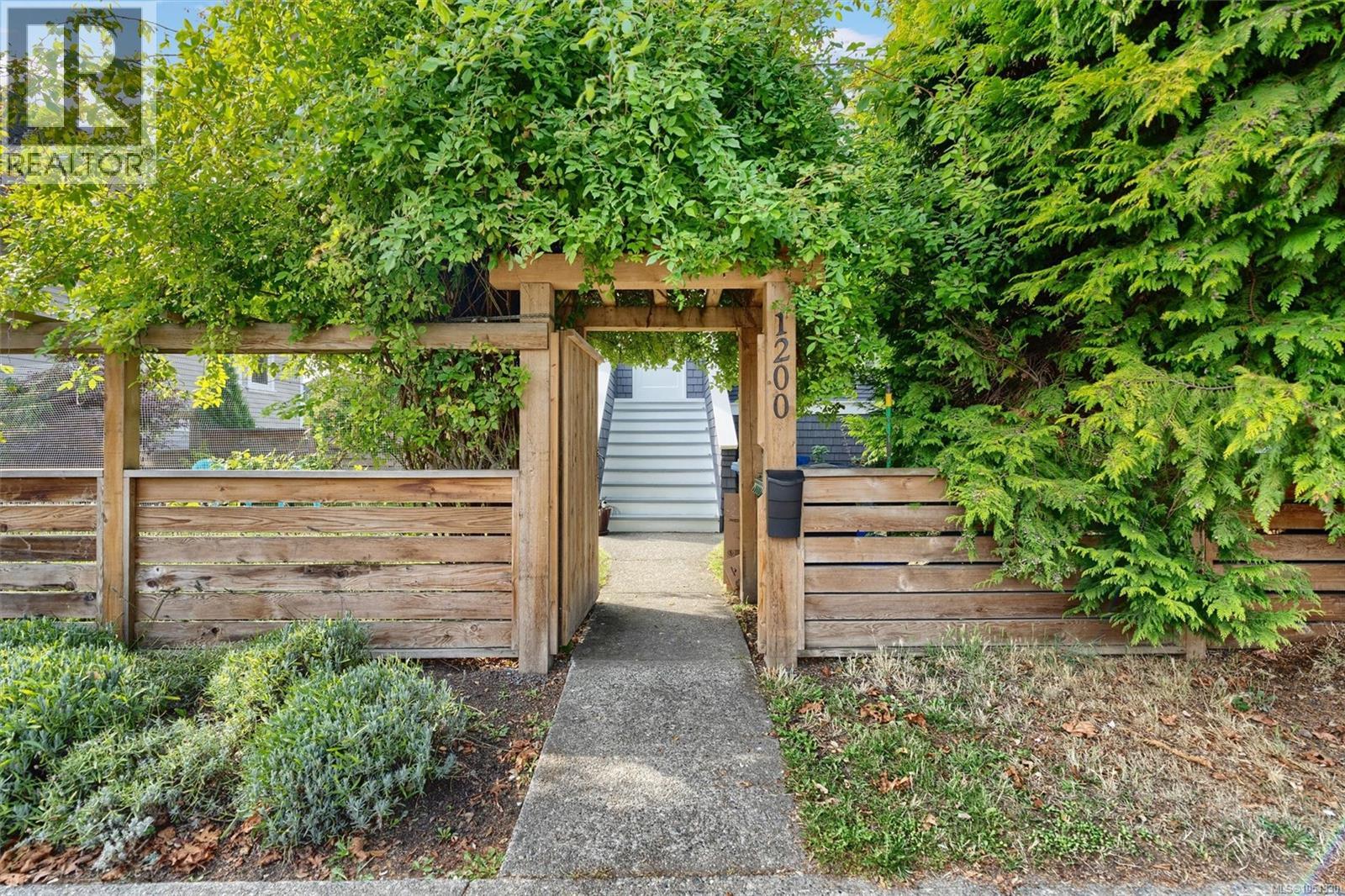 1200 Hampshire Rd - 42