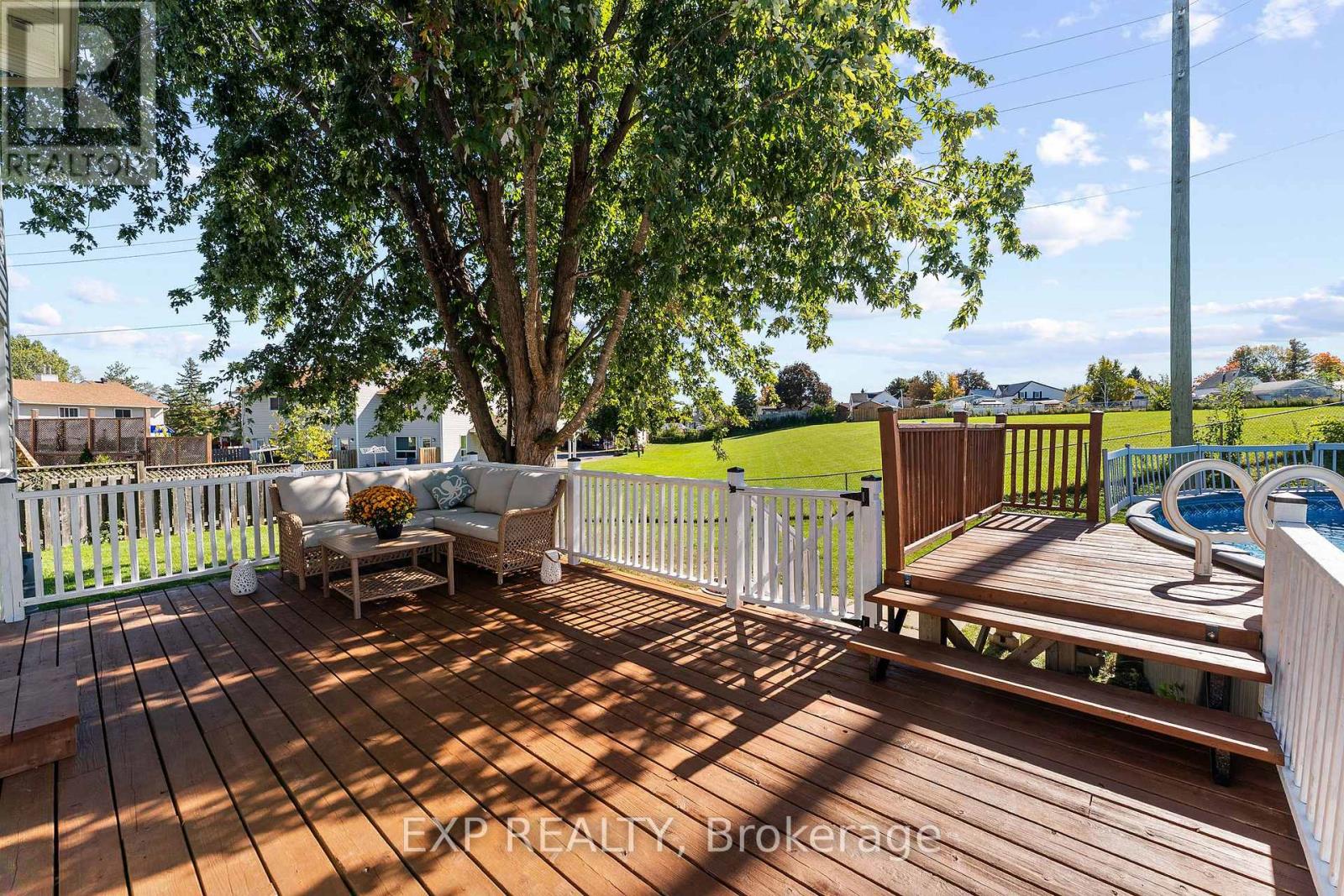 108 MCLACHLIN STREET S - Image 33