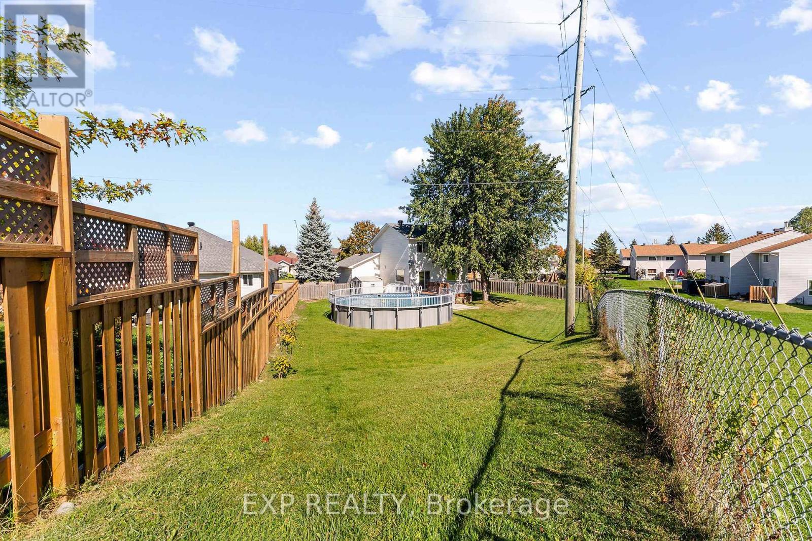 108 MCLACHLIN STREET S - Image 38