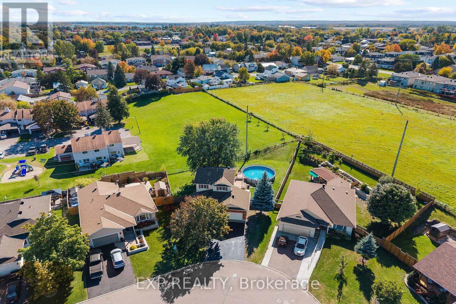 108 MCLACHLIN STREET S - Image 44