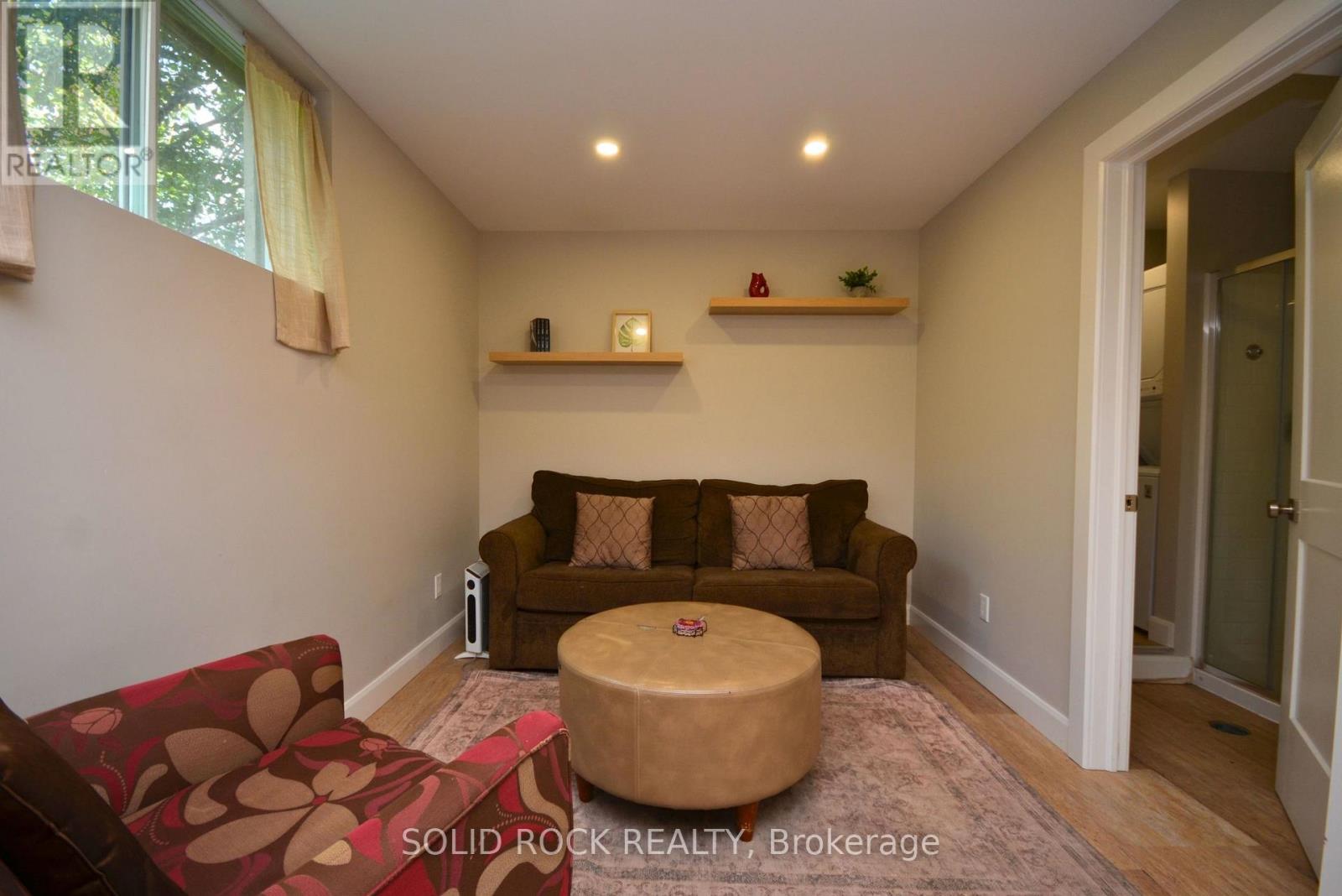 1441 Edgecliffe Avenue — photo 11