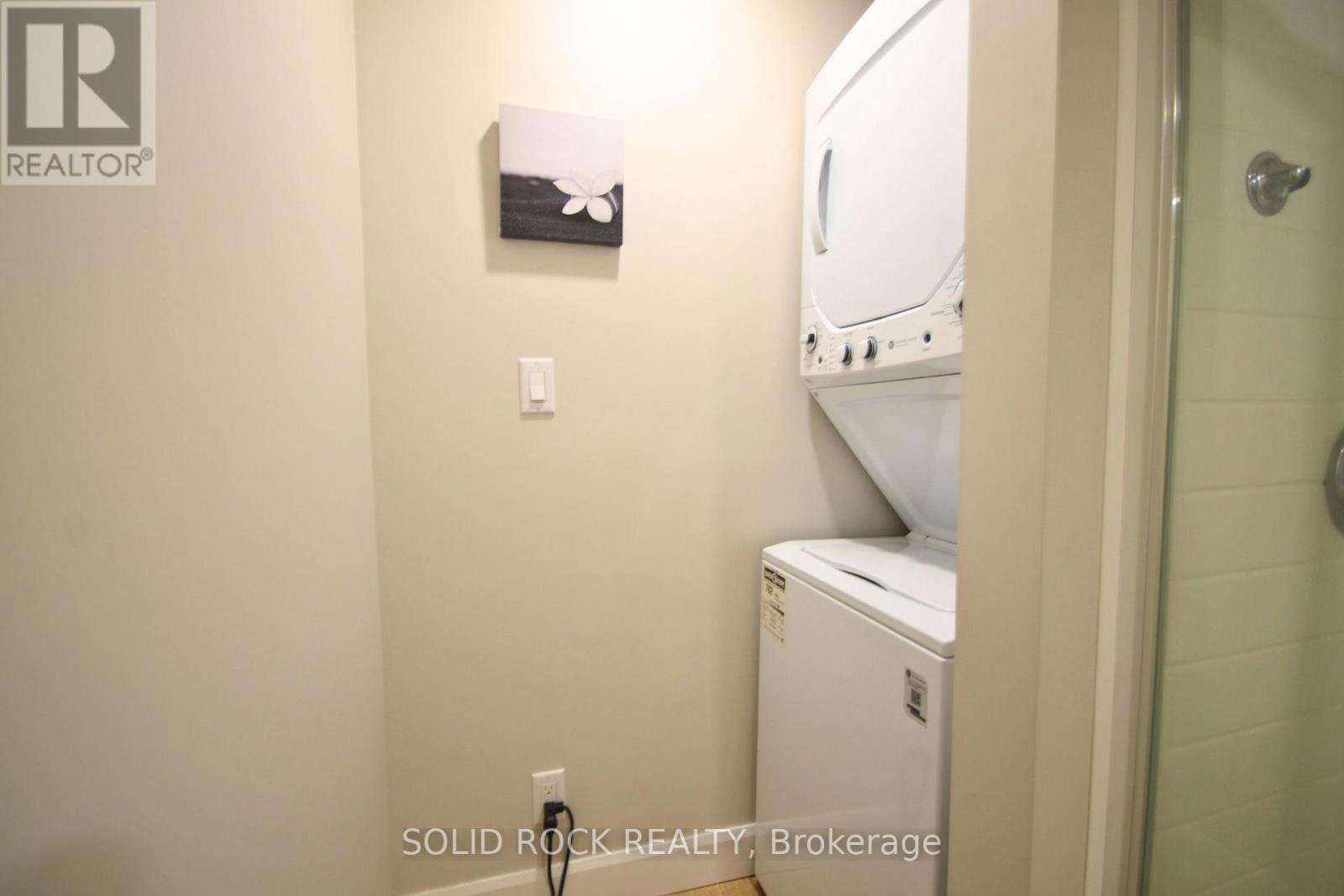 1441 Edgecliffe Avenue — photo 13