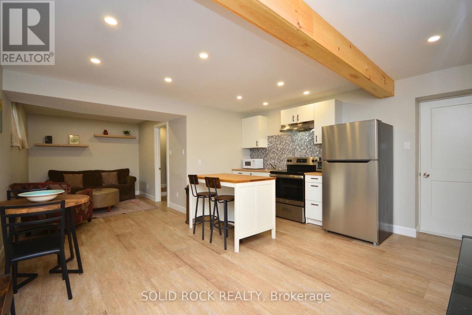1441 Edgecliffe Avenue — photo 8