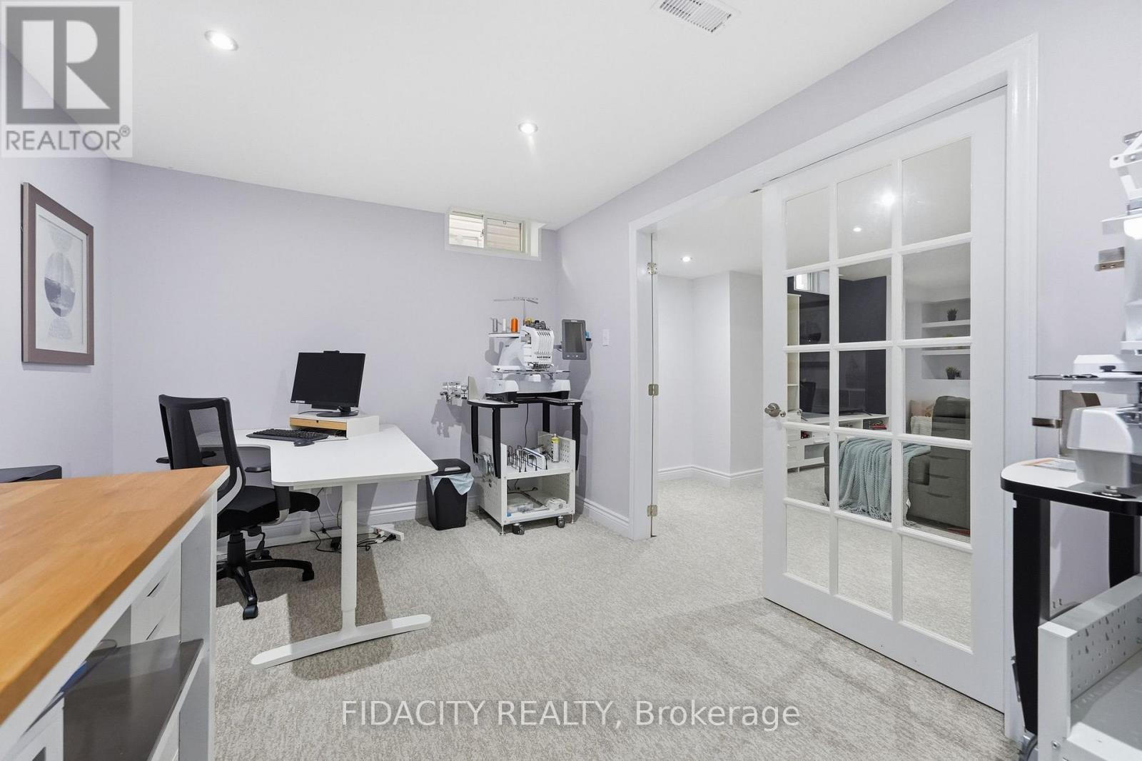 206 MISTRAL WAY - 42