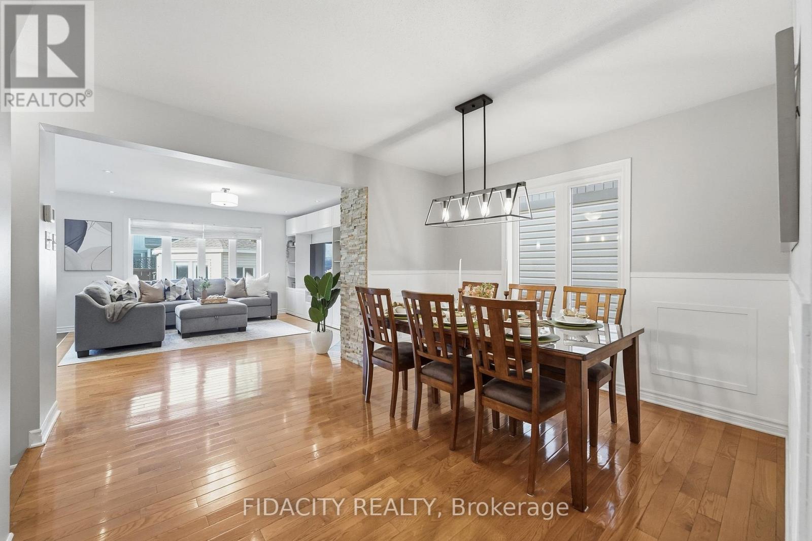 206 MISTRAL WAY - 5