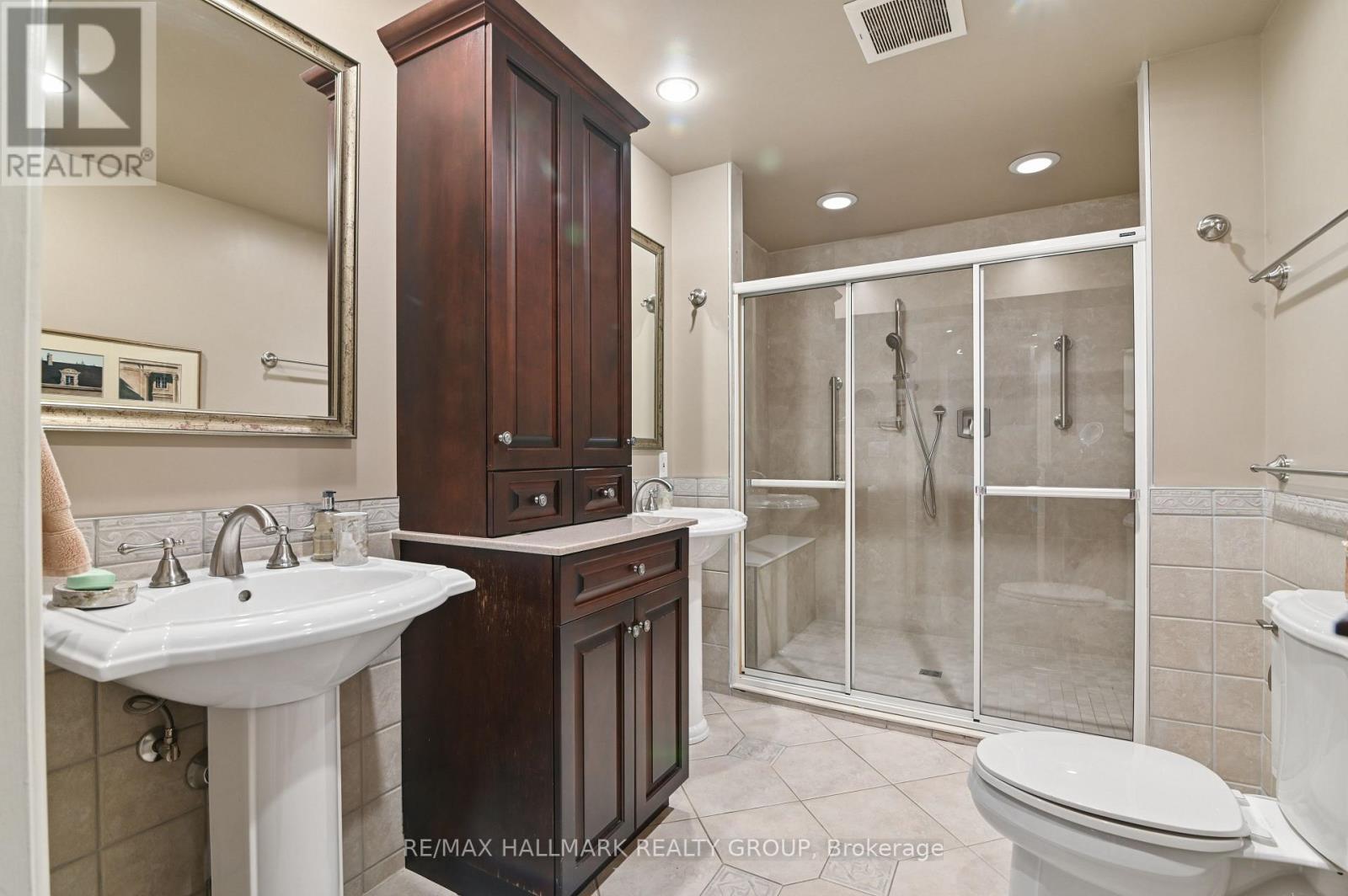 #2503 160 GEORGE STREET - Image 34