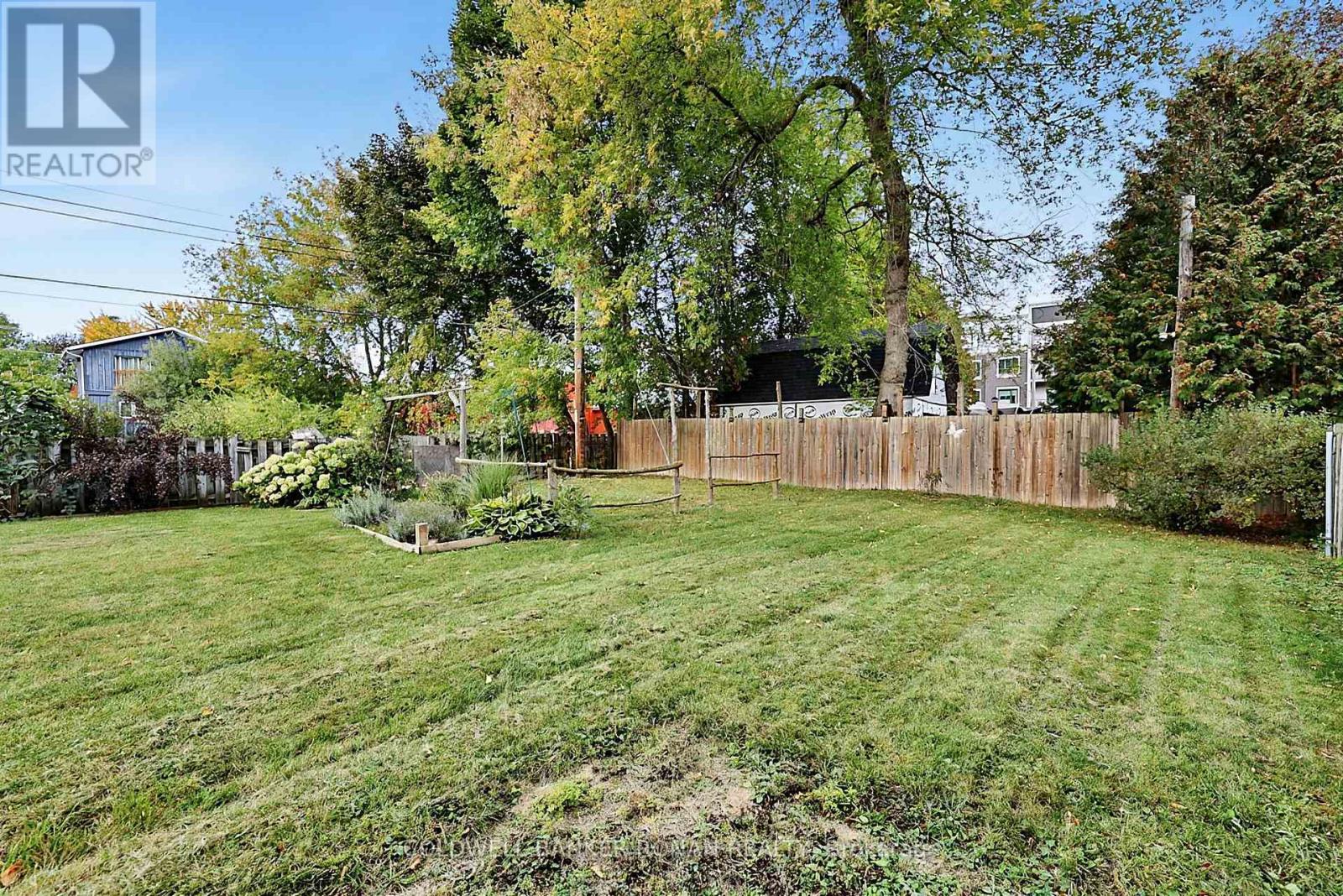 130 Queen Street, New Tecumseth, ON photo 38