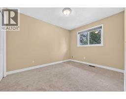 316 Parkland Way SE - photo 32
