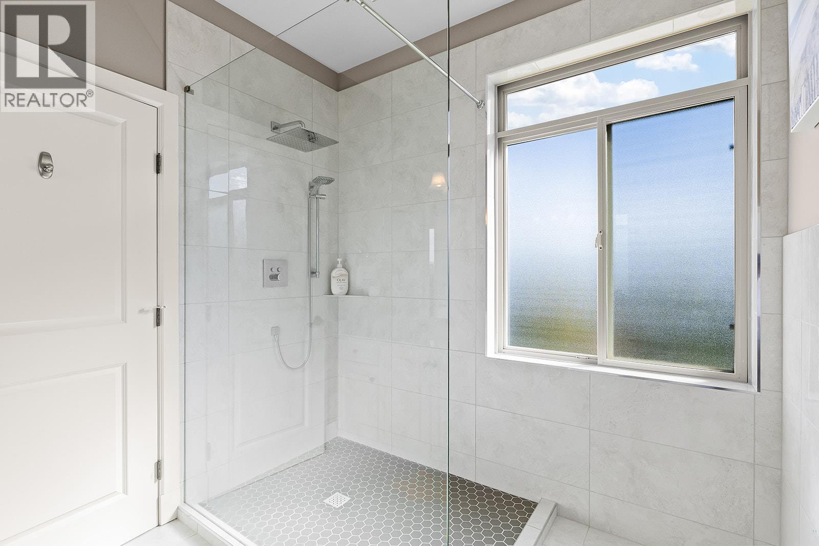  2150 Alvarado Trail, Westbank