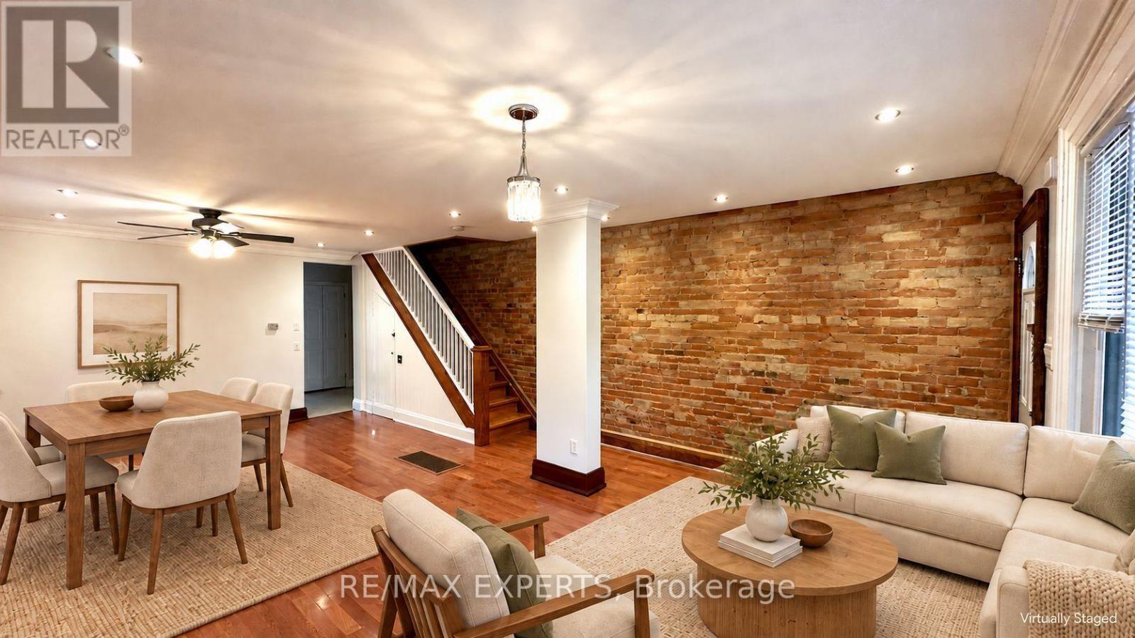 26 Grandville Avenue, Toronto, ON photo 5