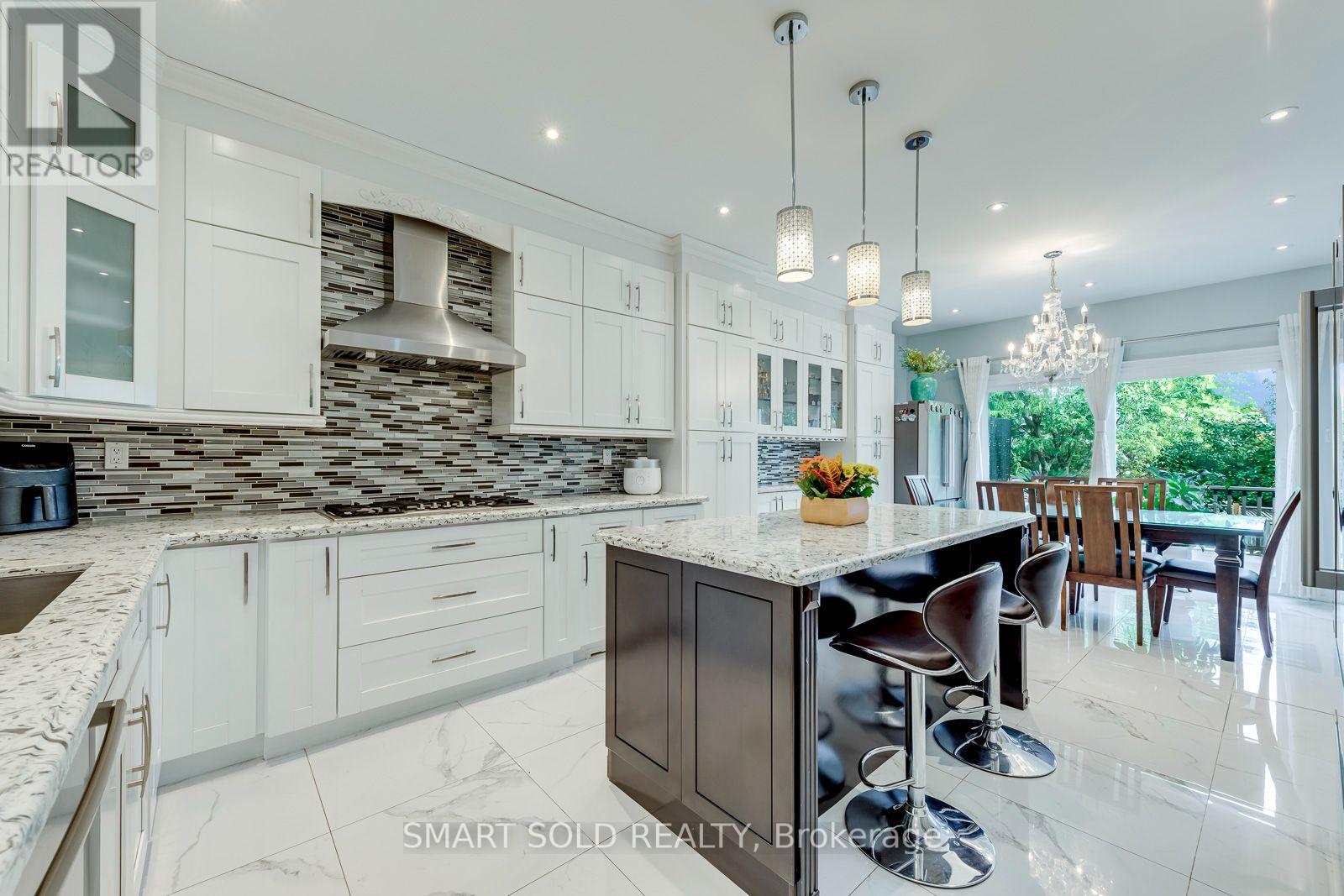 5291 FOREST HILL DRIVE - 12