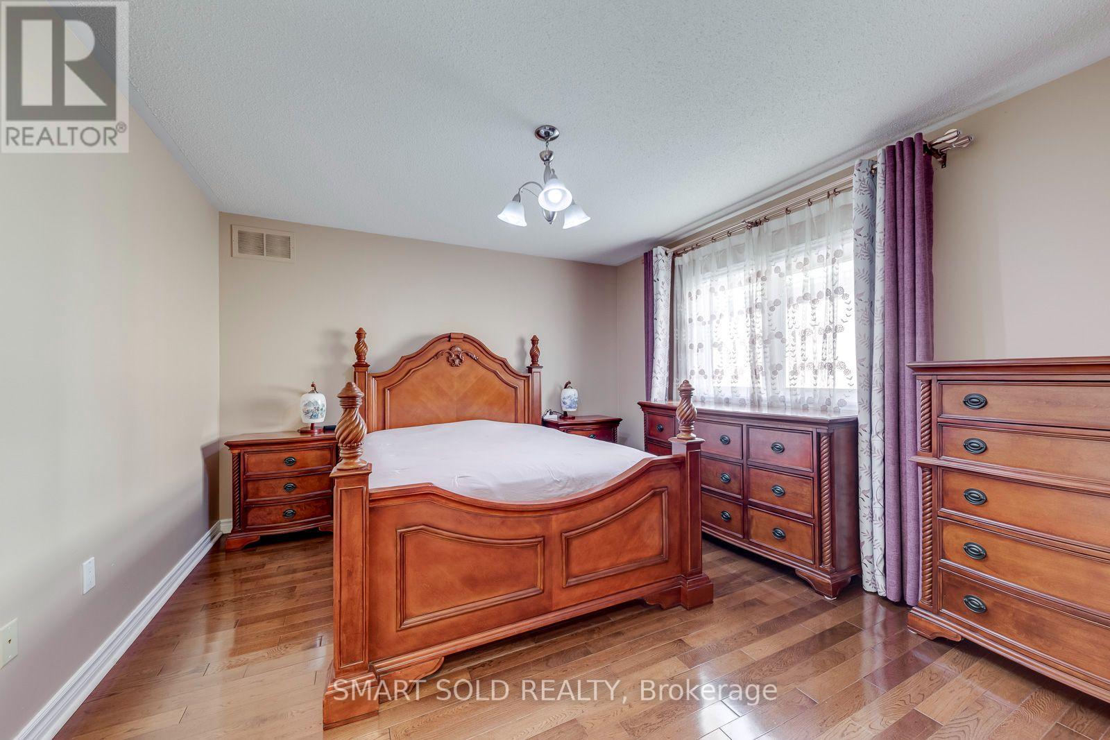 5291 FOREST HILL DRIVE - 30