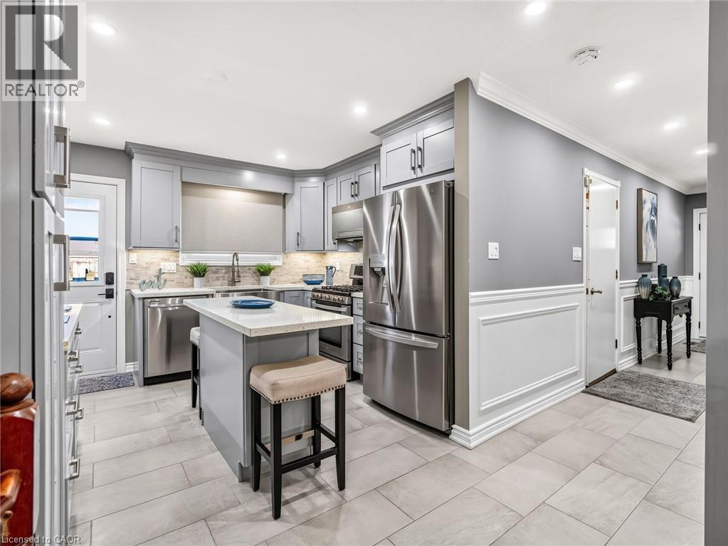 16 JUNIPER Drive - Image 13