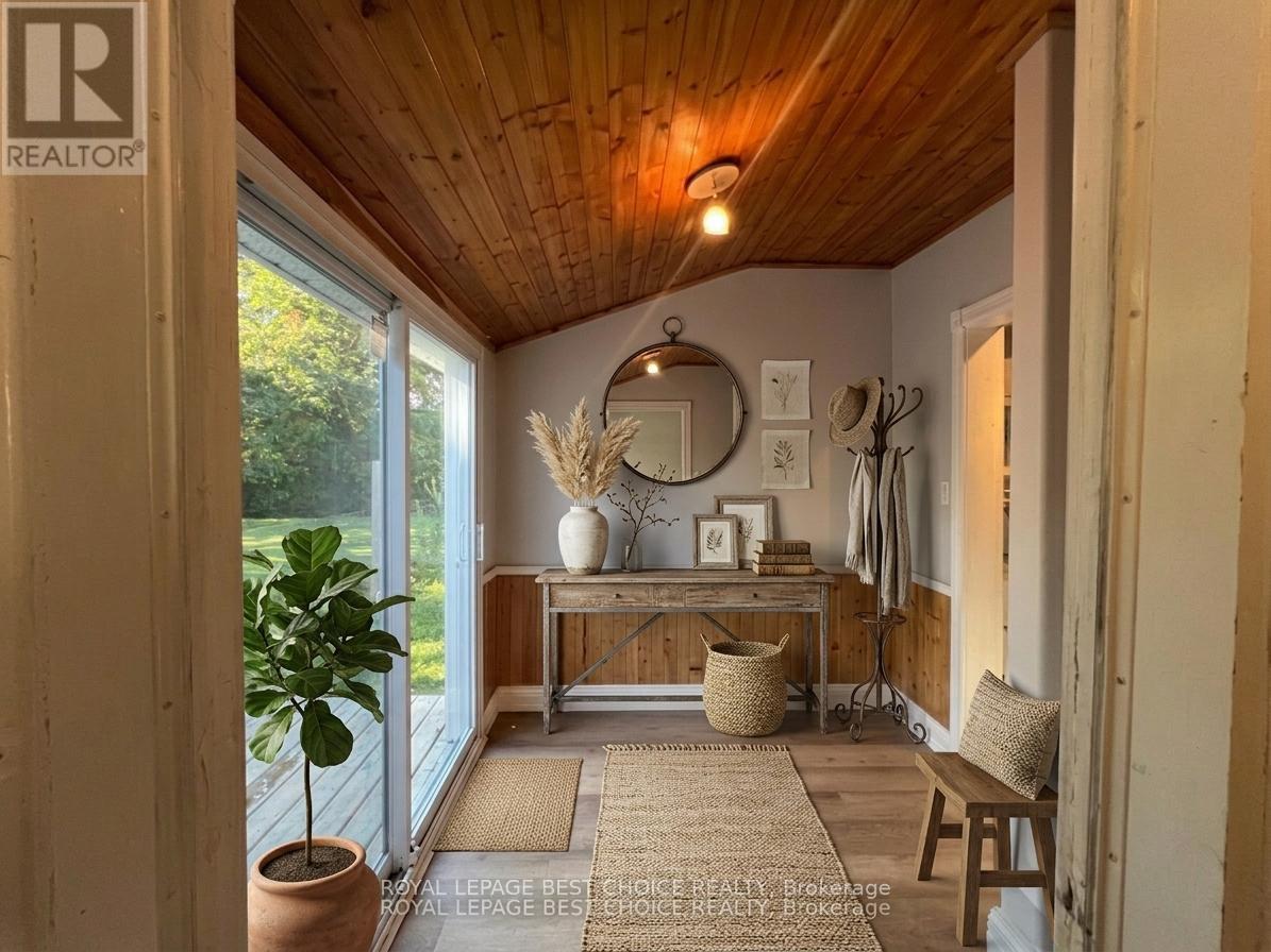 246 Mccamus Avenue — photo 15