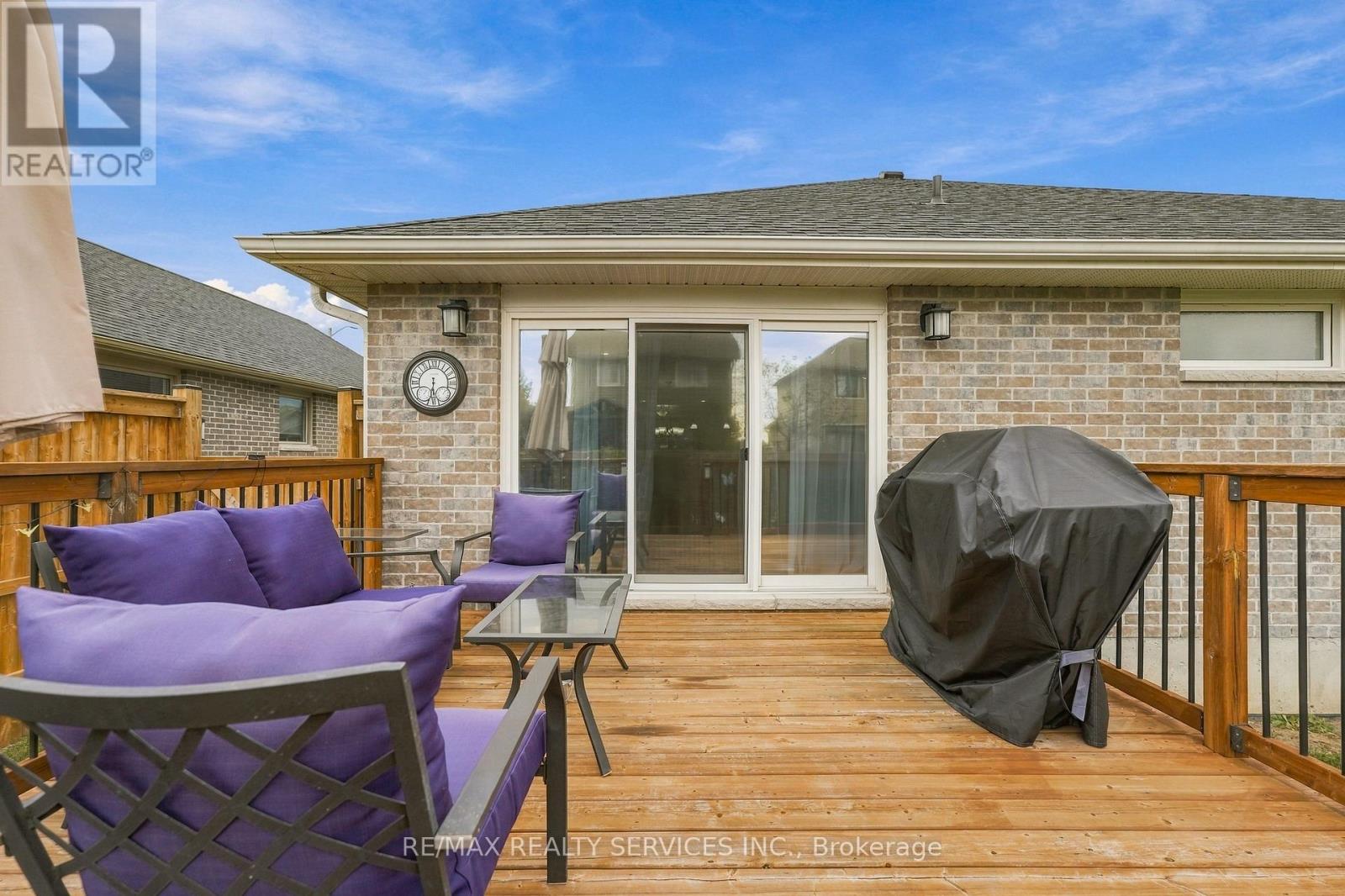 50 Mercedes Drive, Belleville, ON photo 37