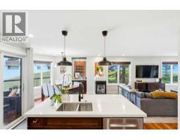 1619 24 Avenue SW - photo 10