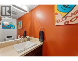 1619 24 Avenue SW - photo 16