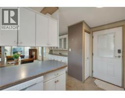 204 3120 Island Hwy, Campbell River, BC V9W5G1 Photo 14
