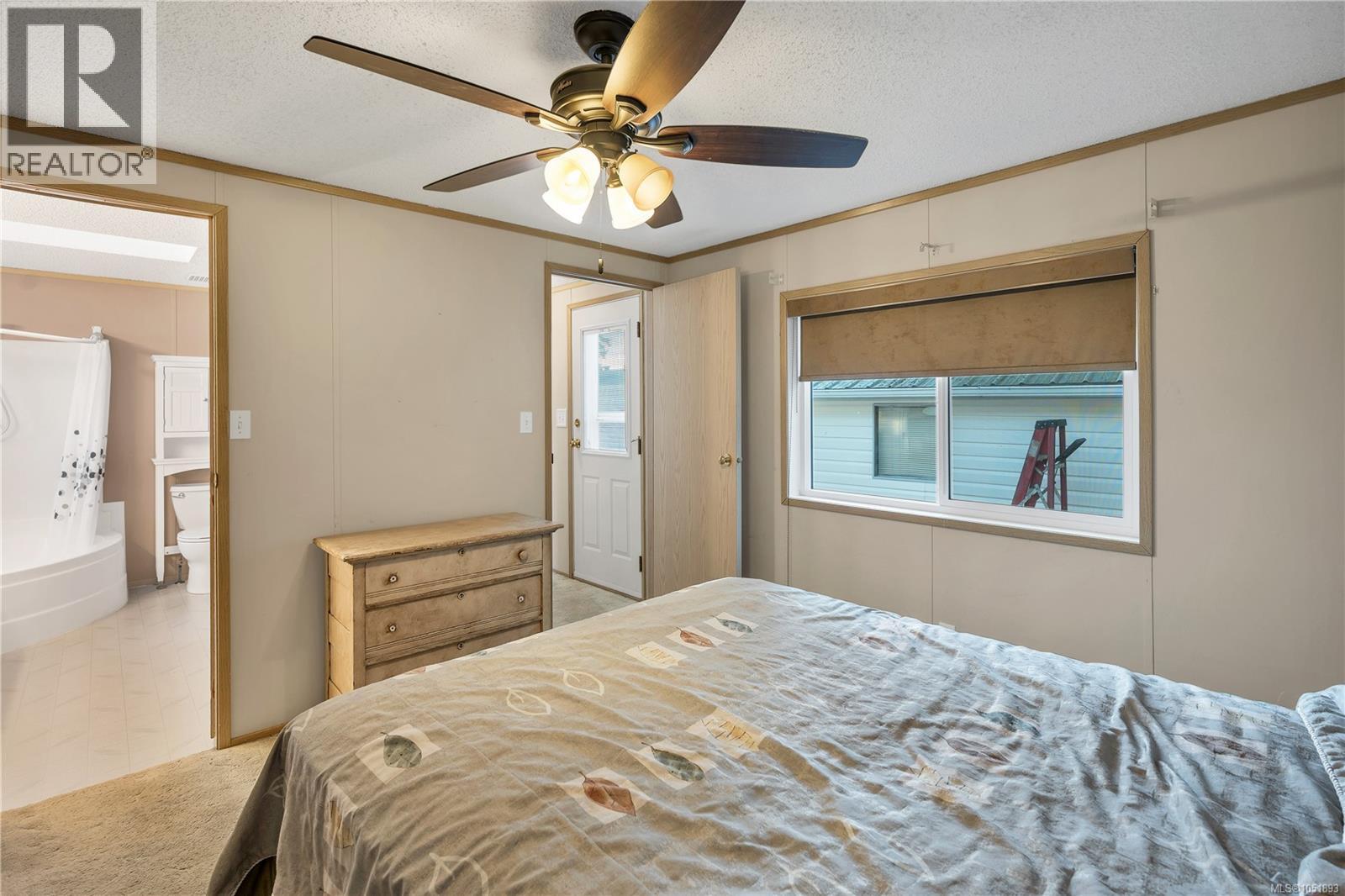 204 3120 ISLAND Hwy, Campbell River - Image 1