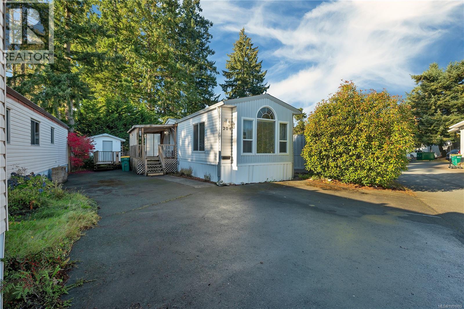 204 3120 ISLAND Hwy, Campbell River - Image 1