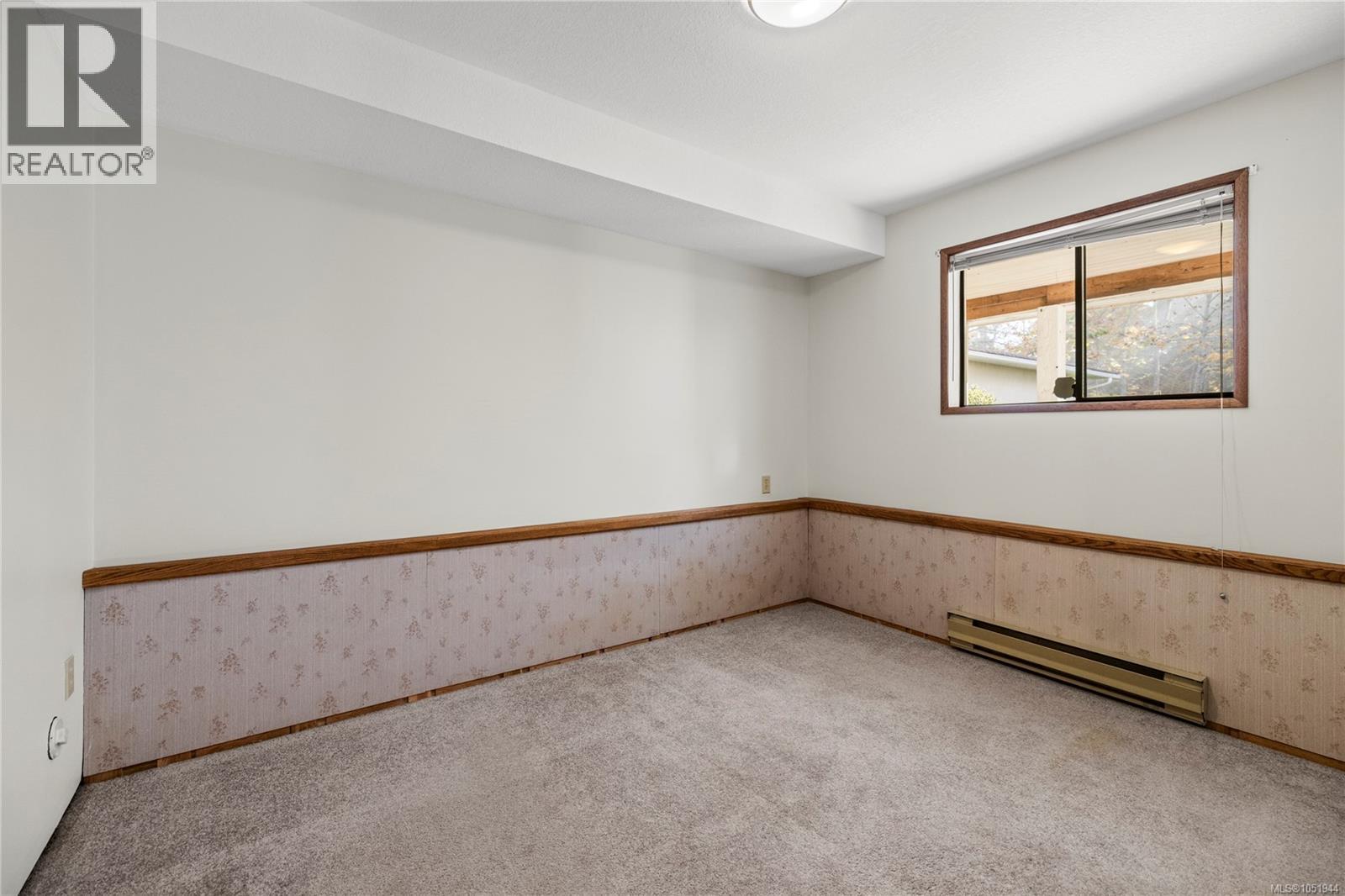 443 Hoylake Rd W - 9