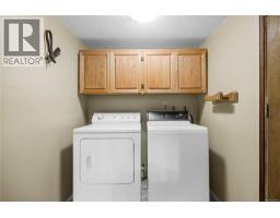 443 Hoylake Rd W, Qualicum Beach, BC V9K1J5 Photo 18